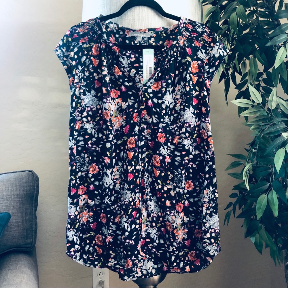 NWT light, flowy floral maternity blouse
